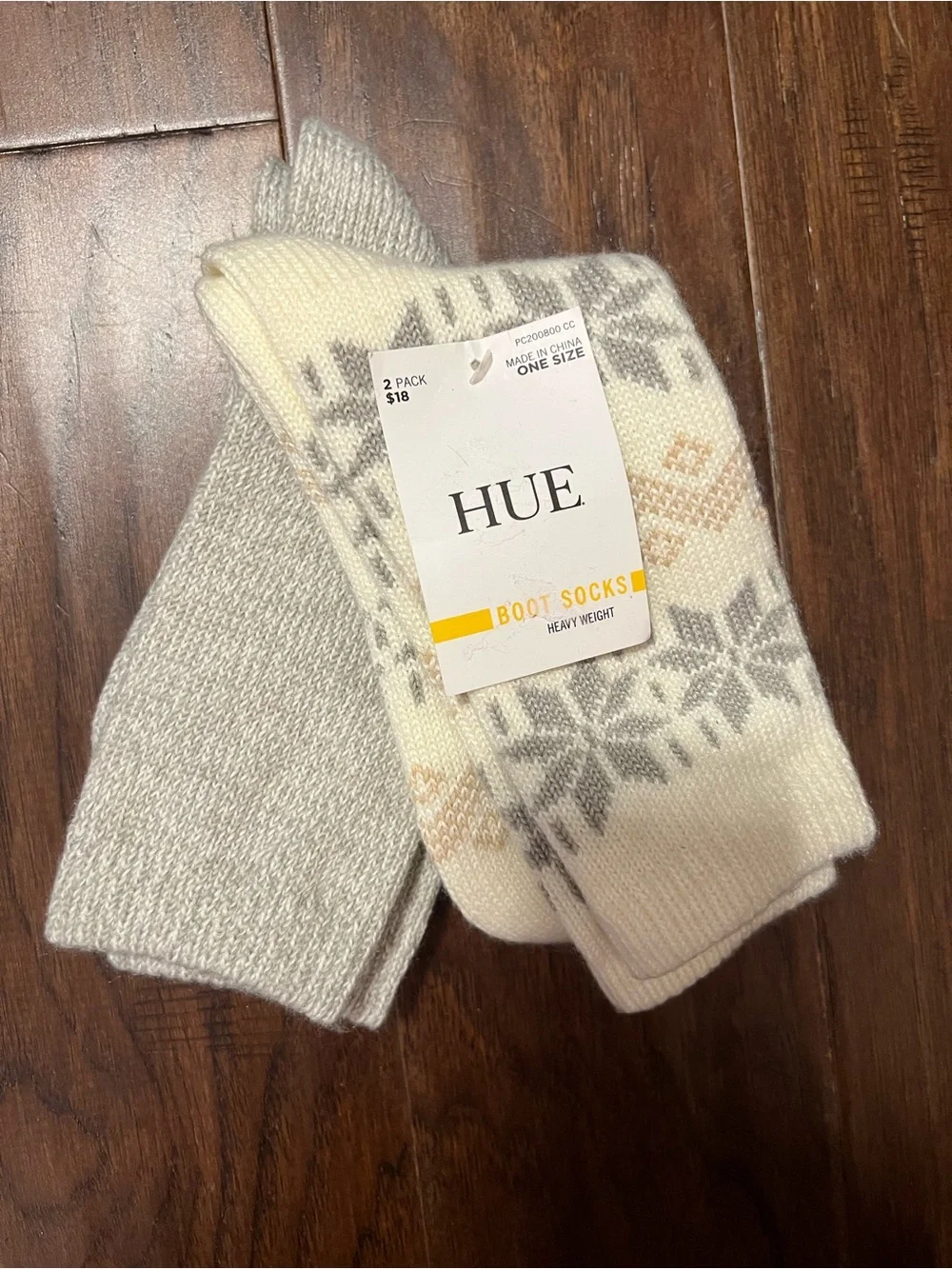 Hue Women's 2-Pack Nordic Snowflake & Solid Crew Socks - Ivory Grey One Size $18